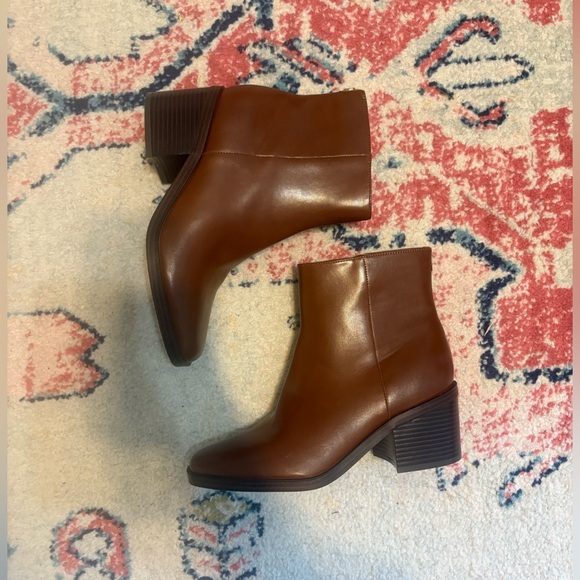 Brown Leather Ankle Boots - Picture 1 of 2